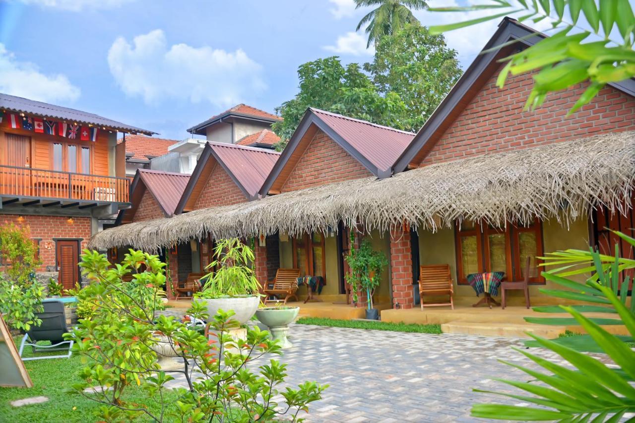Negombo The Nature Villa And Cabanas Exterior photo