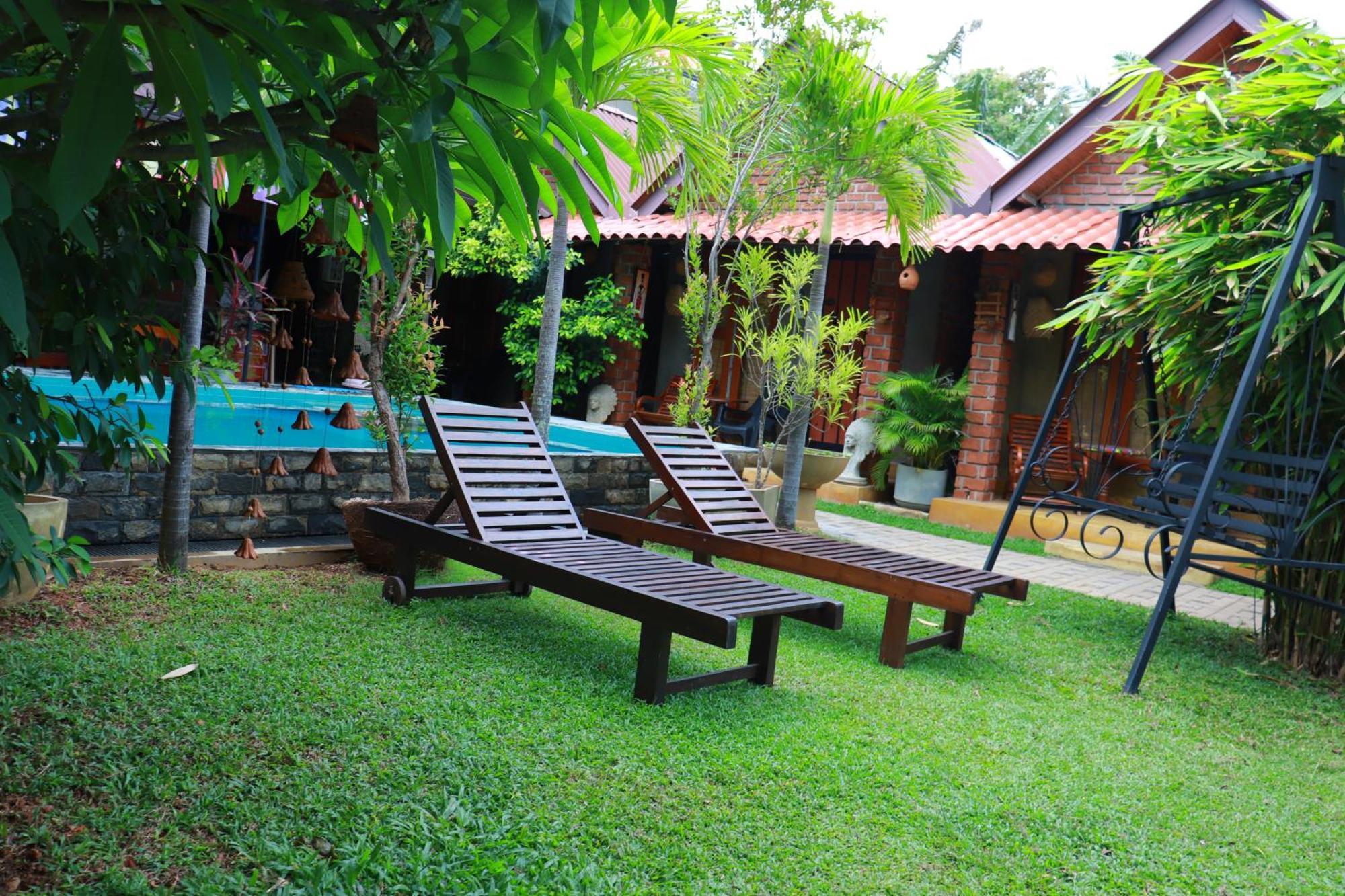 Negombo The Nature Villa And Cabanas Exterior photo