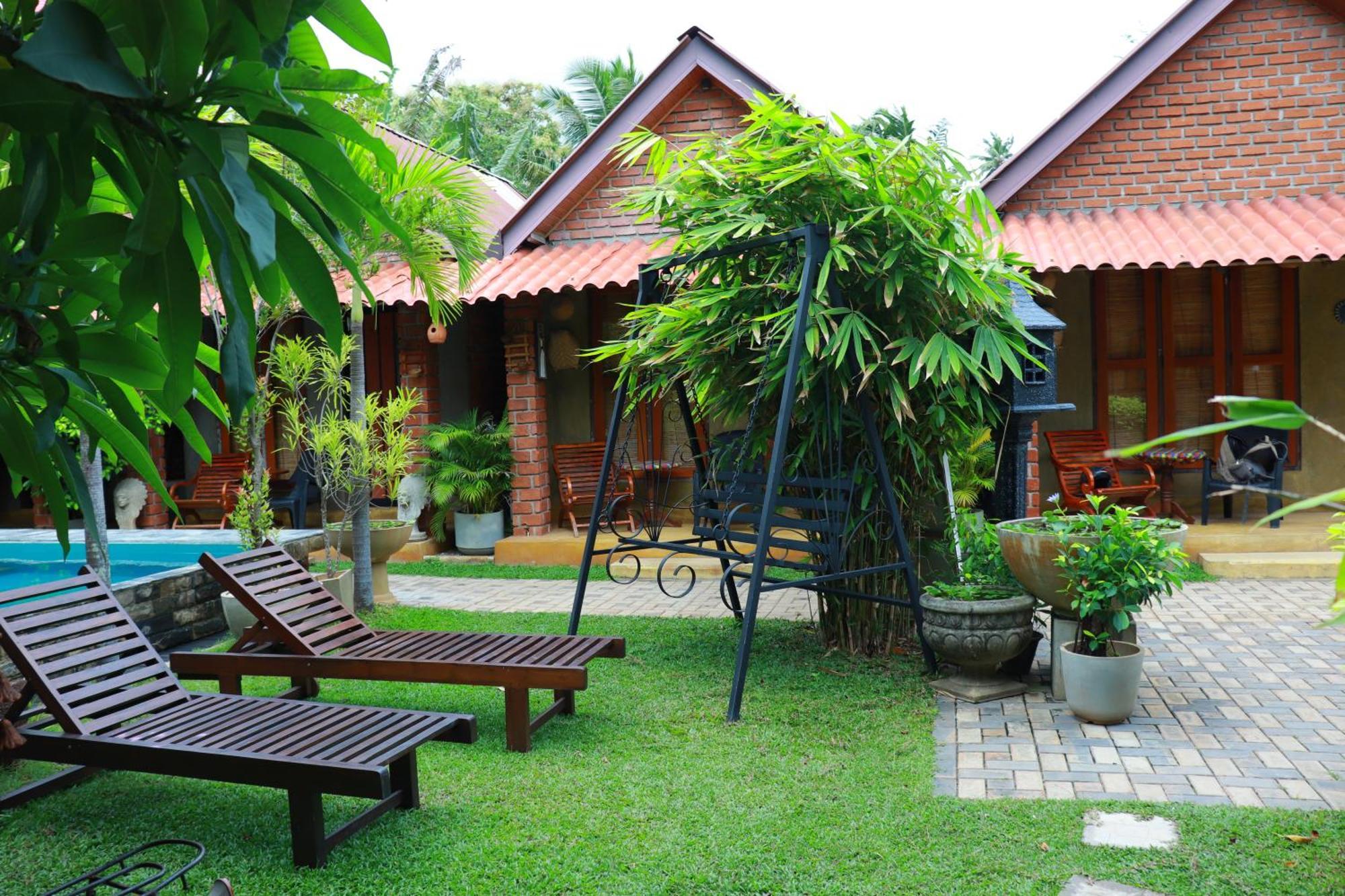 Negombo The Nature Villa And Cabanas Exterior photo