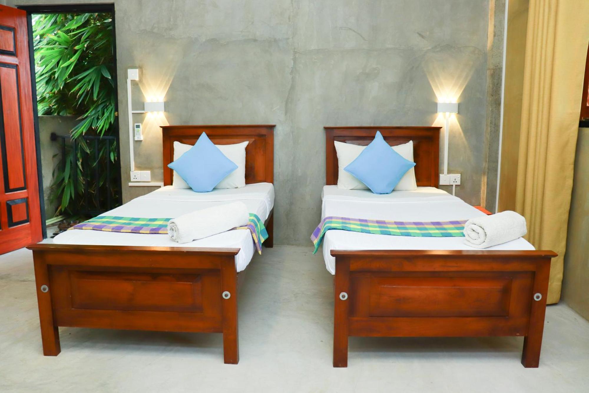 Negombo The Nature Villa And Cabanas Exterior photo