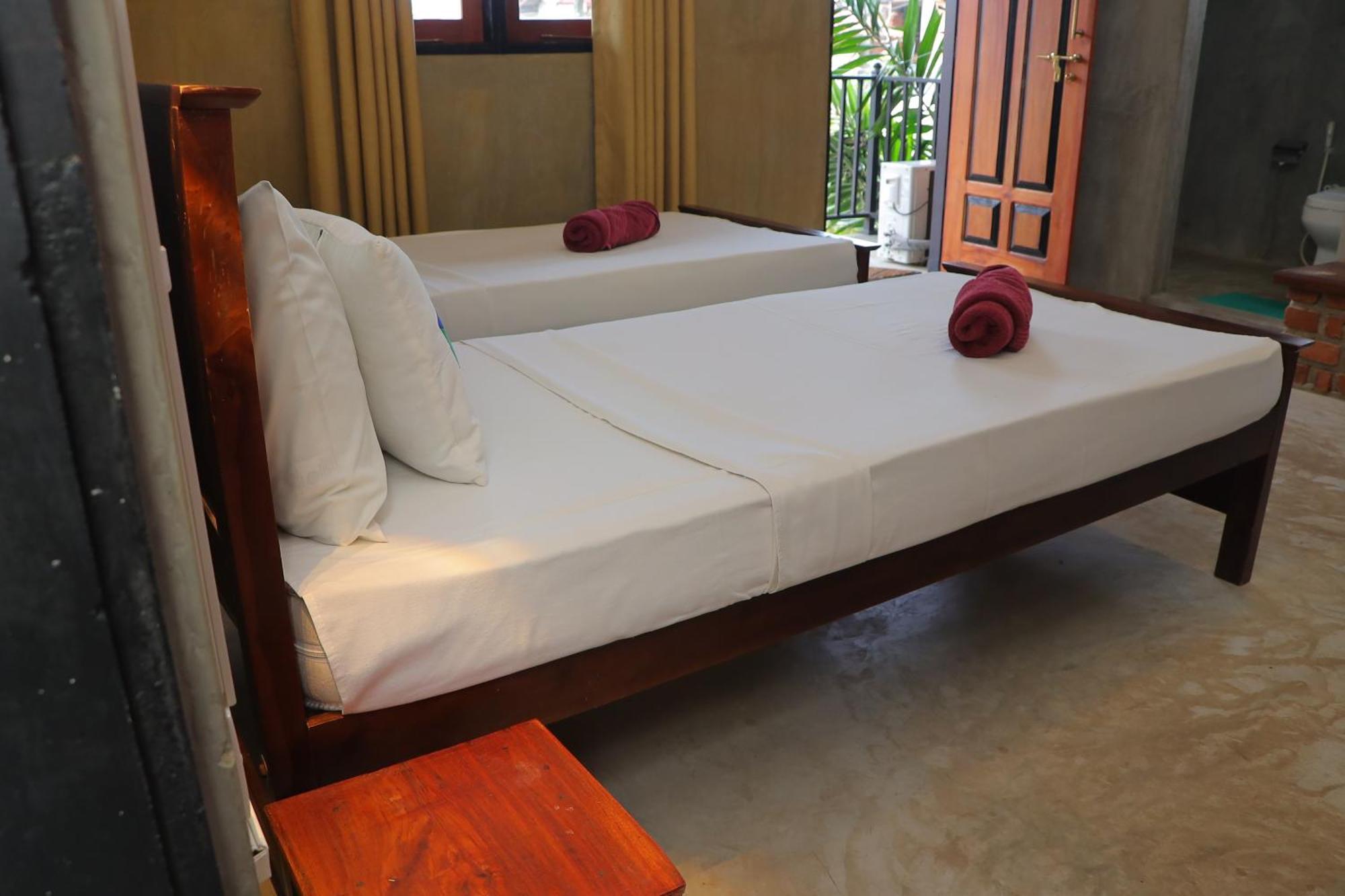 Negombo The Nature Villa And Cabanas Exterior photo