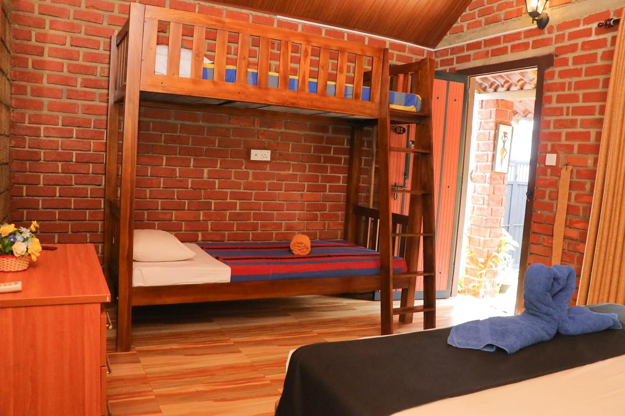 Negombo The Nature Villa And Cabanas Exterior photo