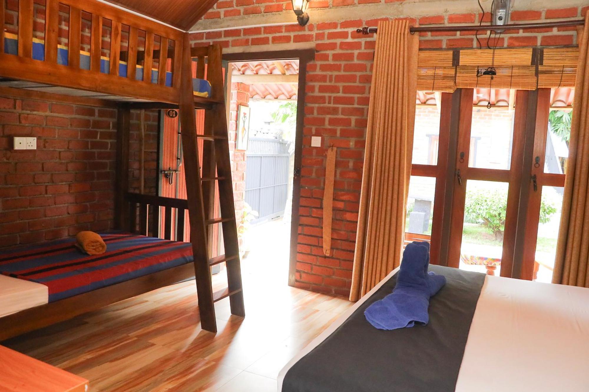 Negombo The Nature Villa And Cabanas Exterior photo