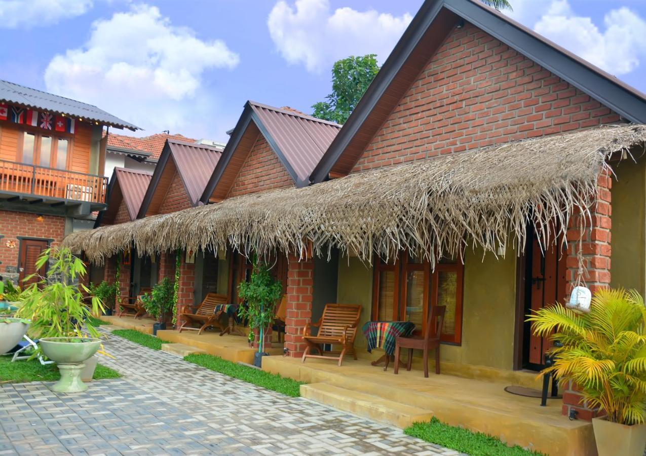 Negombo The Nature Villa And Cabanas Exterior photo